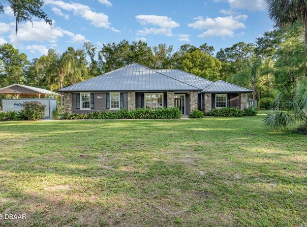 433 Tangerine Avenue, Lake Helen, FL 32744