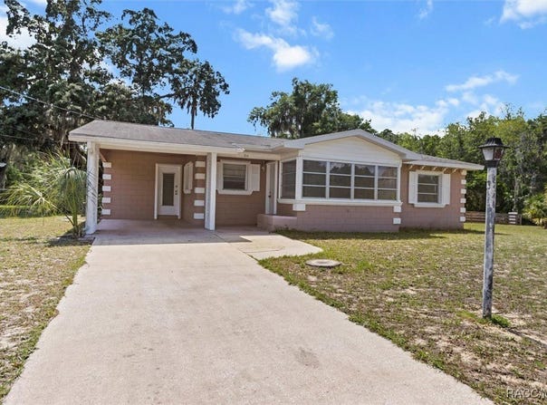 814 S Bel Air Drive, Inverness, FL 34450