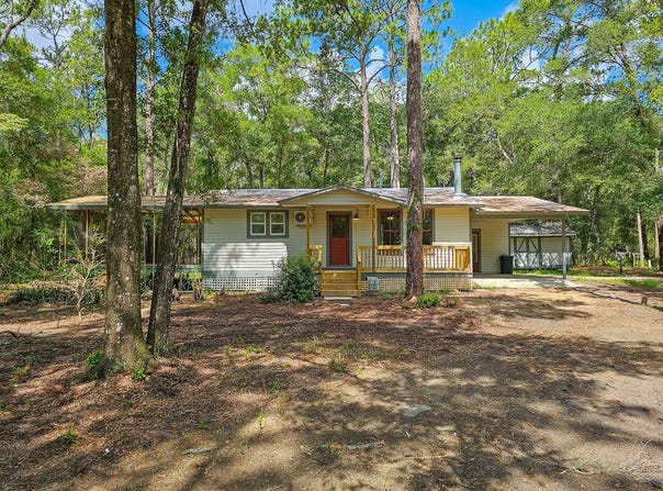 125 E LEMON STREET, MELROSE, FL 32666