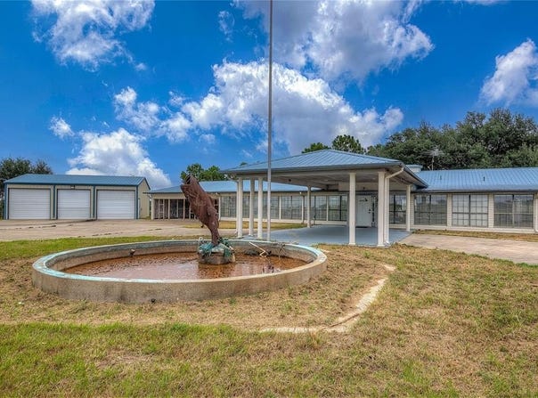 214 County Road 1900, Yantis, TX 75497
