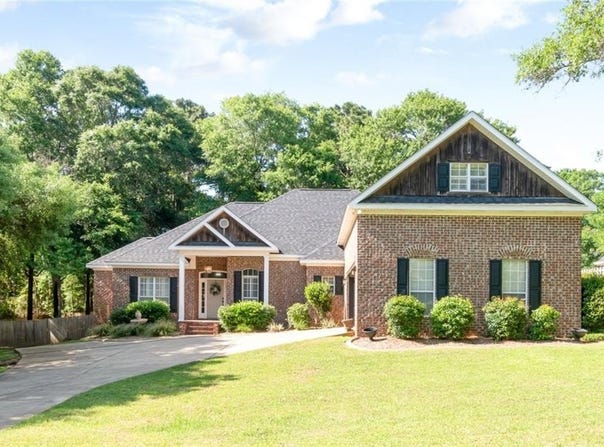 8814 Dawes Lake Road N, Mobile, AL 36619