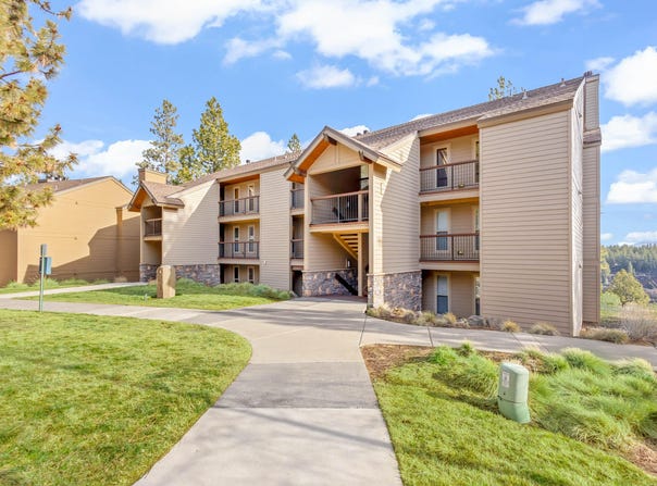 18575 SW Century Drive, Bend, OR 97702