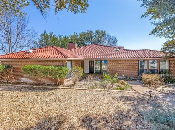 6651 Mike Lane Court, Fort Worth, TX 76116