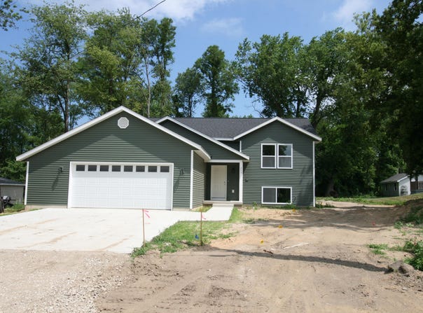 203 2nd Street, Fennville, MI 49408