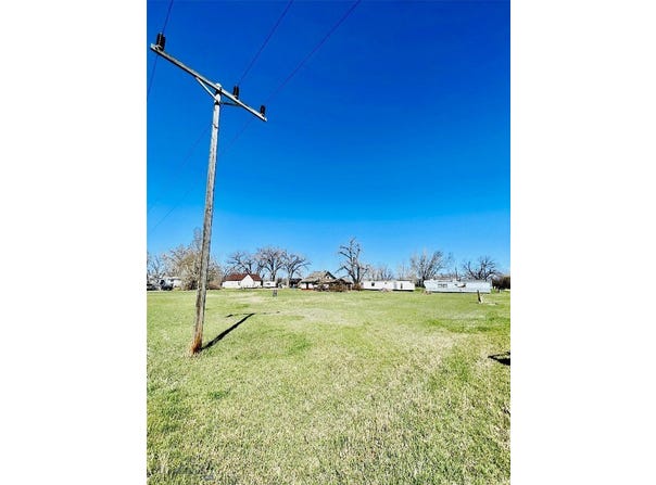1314 Missouri Street, Chinook, MT 59523