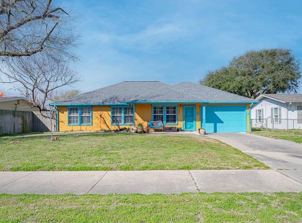 1209 Omohundro, ROCKPORT, TX 78382