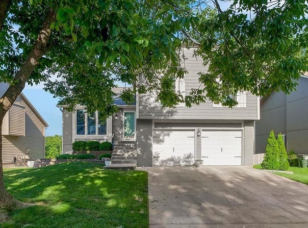 4732 Chouteau Street, Shawnee, KS 66226