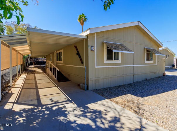 249 Bluewater Dr, Parker, AZ 85344