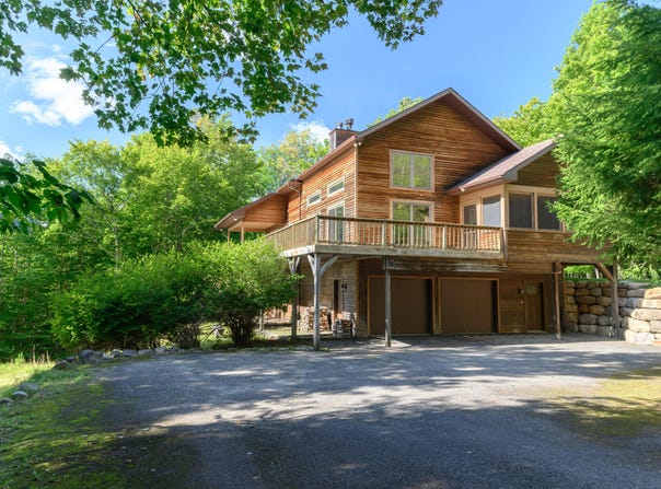 29 Ironwood Way, Saranac Lake, NY 12983