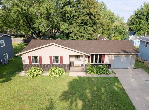 617 NW Beechwood Street, Ankeny, IA 50023