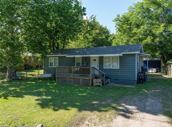 453  W 5th  ST, Booneville, AR 72927