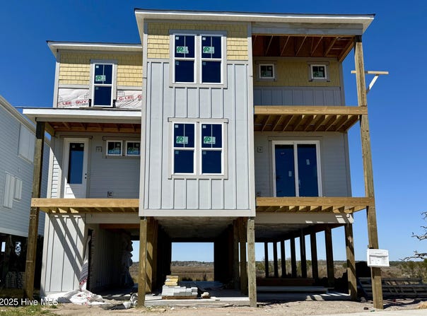 107 S Boca Bay Lane, Surf City, NC 28445
