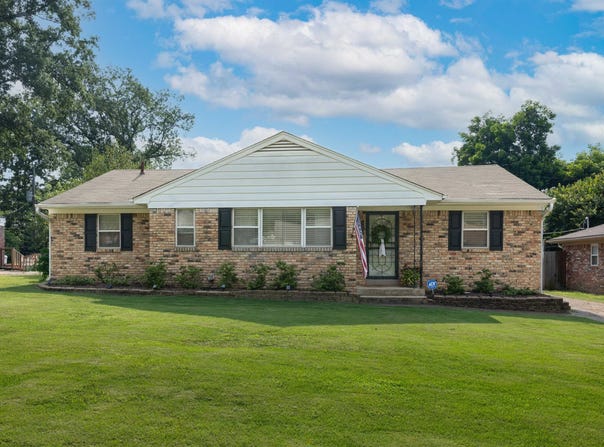 1422 WHEATON St, Memphis, TN 38117