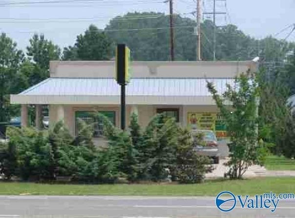 1882 Main Street W, Centre, AL 35960