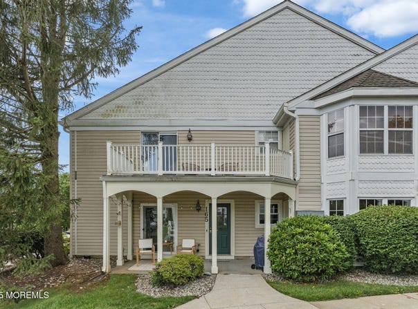 165 Tulip Lane, Freehold, NJ 07728