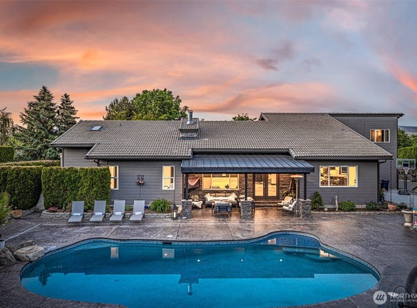 628 Meadows Drive, Wenatchee, WA 98801