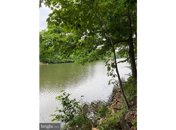 CRESTVIEW RD lot: 93, WIRTZ, VA 24184