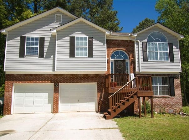 2176 COLD SPRINGS Circle, Lithonia, GA 30058