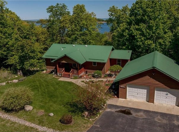 2064 W View Drive NW, Walker, MN 56484