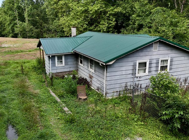 223 Bertha Hollow Road, Gray, KY 40734