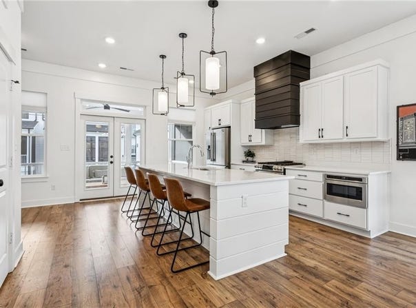 909 Douglas Eley Lane, Chesapeake, VA 23322