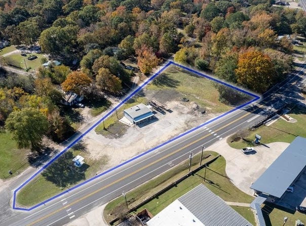 502 E MAIN ST, Zavalla, TX 75980