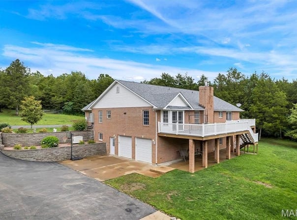 2518 Nike Base Road, Catawissa, MO 63015
