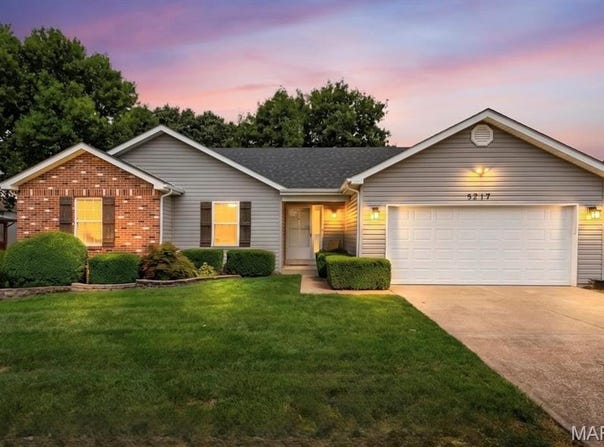 5217 Summerfield Drive, Imperial, MO 63052