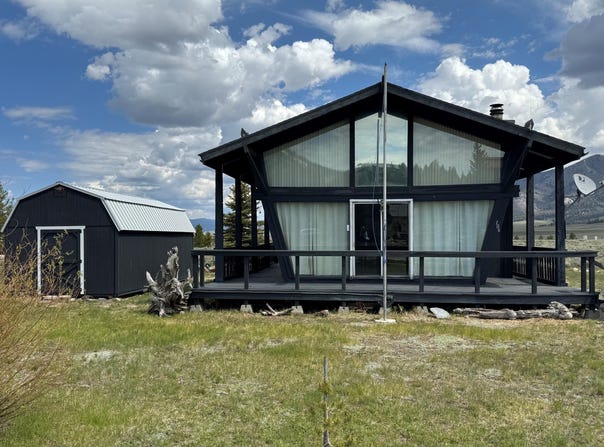 106 Vader Dr, Sawtooth City, ID 83340