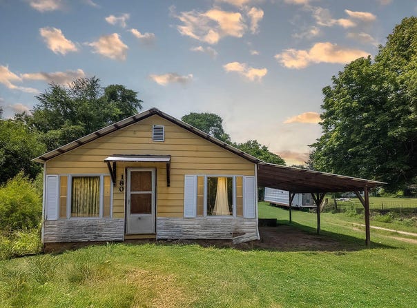 180 North 3rd Street, Mammoth Spring, AR 72554