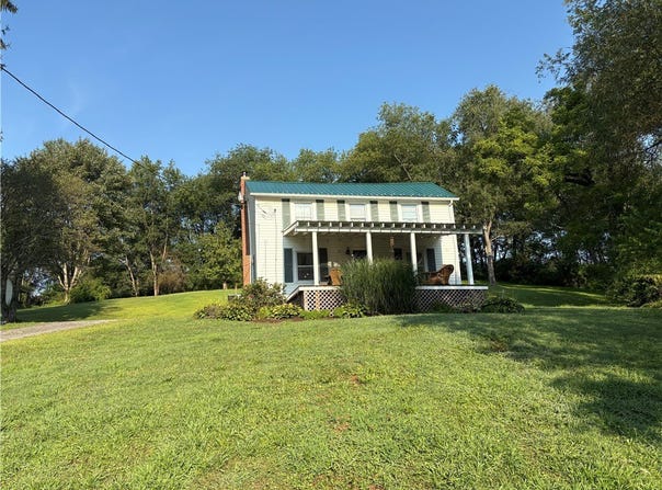 249 Victory Rd, Clinton Twp, PA 16056
