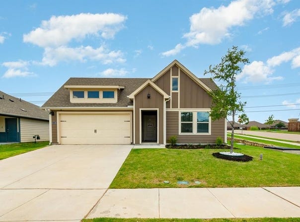 11129 Pond View Court, Providence Village, TX 76227