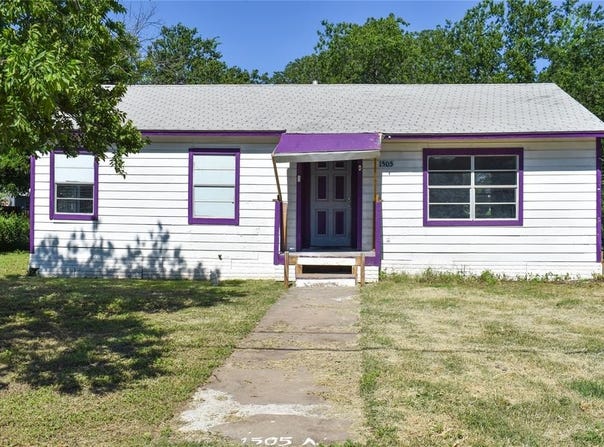 1505 N Graham, Brady, TX 76825