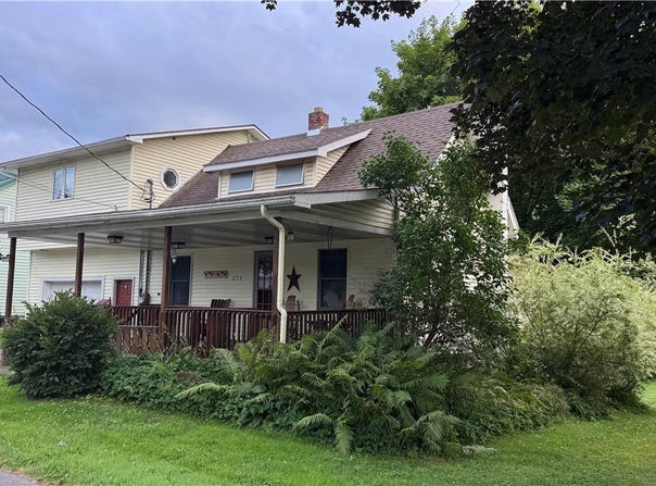 237 E Hamilton Avenue, Sherrill, NY 13461