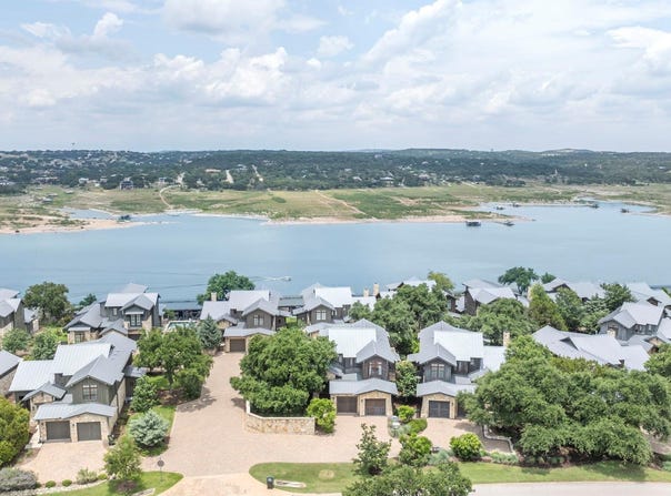 19404 Bold Venture Dr, Spicewood, TX 78669