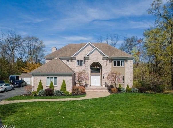 10 Smock Ct, Montville Twp., NJ 07082-1453