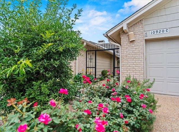 10920 Crown Colony Drive, Austin, TX 78747