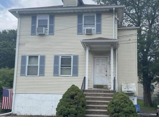 942 Edwin Street, North Brunswick, NJ 08902