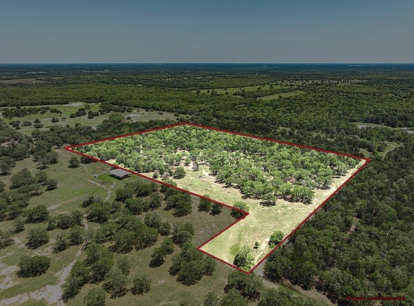 4638 Red Hollow Lane, Smithville, TX 78957