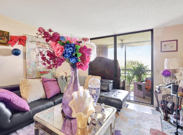 4700 W Lucerne Lakes Boulevard W, Lake Worth, FL 33467