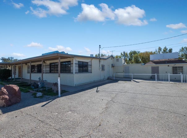 921 E River Road, Belen, NM 87002