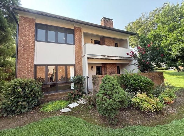3240 Clairmont N NE, Atlanta, GA 30329
