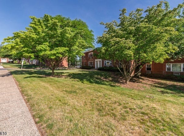 93 Fox Rd., Edison Twp., NJ 08817-4951