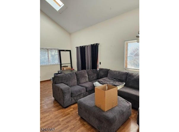 1 Squaw Valley Ct Unit 8, Vernon Twp., NJ 07462-5574