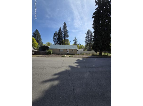 938 E HASTINGS AVE, Coeur d'Alene, ID 83814