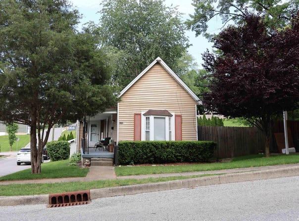 650 S Indiana Avenue, French Lick, IN 47432-1275