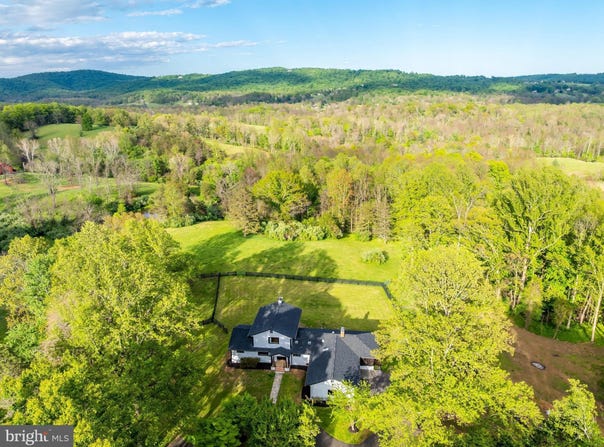6891 WILSON Road, MARSHALL, VA 20115