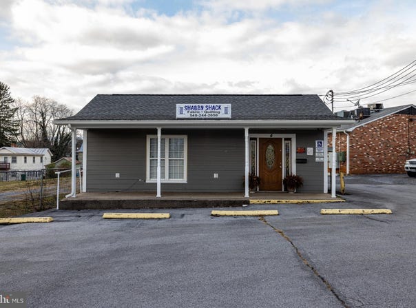 4 FIRST STREET, LURAY, VA 22835