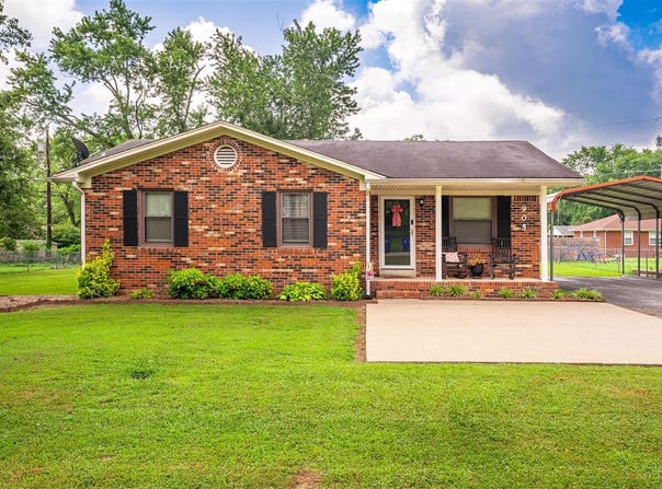 905 Mimosa Lane, Russellville, KY 42276