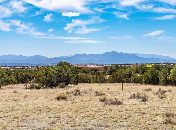 53 Cerro Alto, Lamy, NM 87540